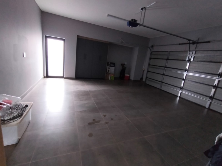3 Bedroom Property for Sale in De Land Estate North West